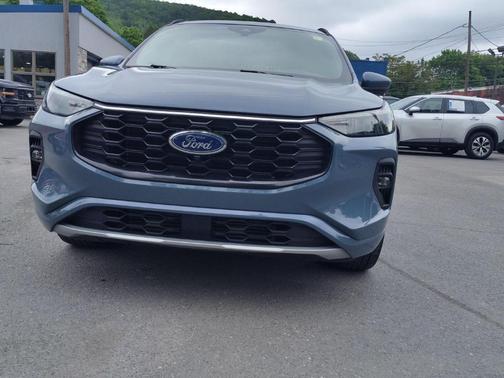 Vapor Blue Metallic 2023 Ford Escape ST-Line Select