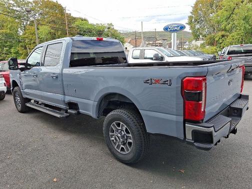 2026 Ford F-350 Lariat Super Duty