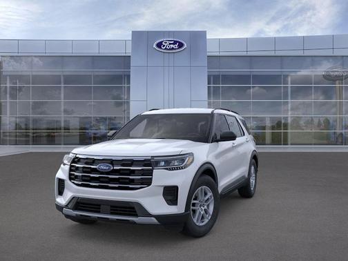 Space White Metallic 2026 Ford Explorer Active