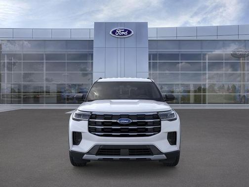 Space White Metallic 2026 Ford Explorer Active