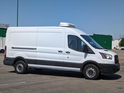 Oxford White 2017 Ford Transit-250 Base