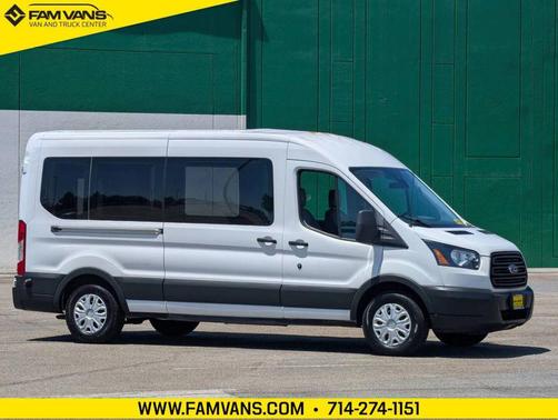 Oxford White 2017 Ford Transit-350 XL
