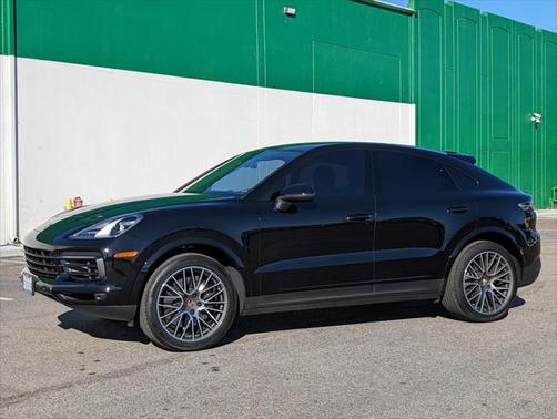 2023 Porsche Cayenne Platinum Edition
