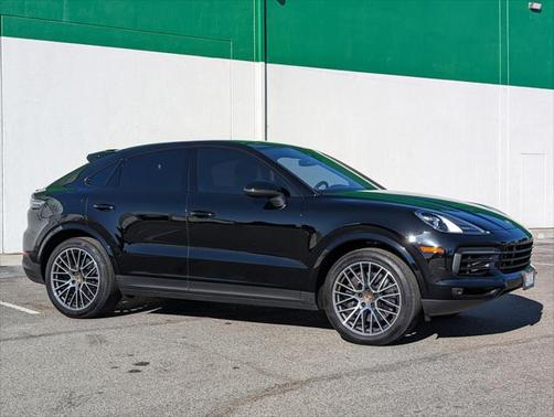 2023 Porsche Cayenne Platinum Edition