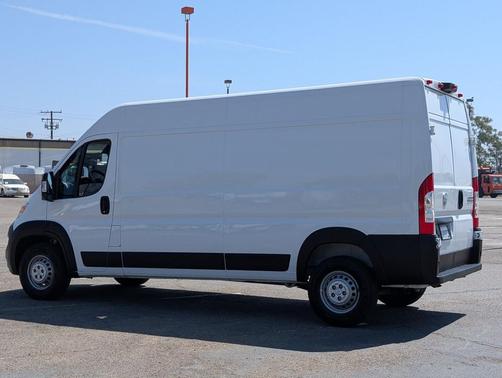 Bright White Clearcoat 2024 RAM ProMaster 2500 Tradesman