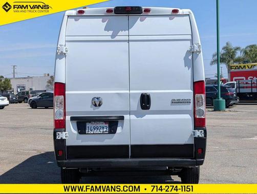 Bright White Clearcoat 2024 RAM ProMaster 2500 Tradesman
