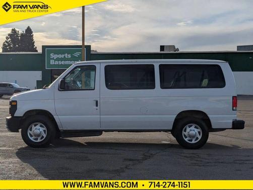 Oxford White 2014 Ford E350 Super Duty XL