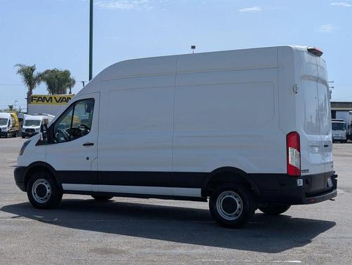 Oxford White 2019 Ford Transit-250 Base