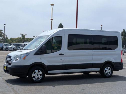 Oxford White 2019 Ford Transit-350 XLT