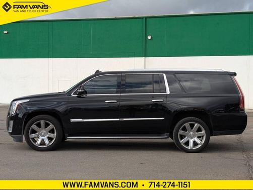 2018 Cadillac Escalade ESV Luxury