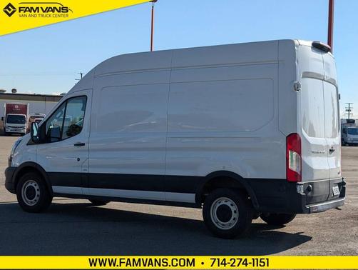 2022 Ford Transit-250 Base