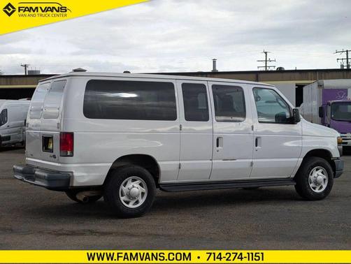 Oxford White 2014 Ford E350 Super Duty XL
