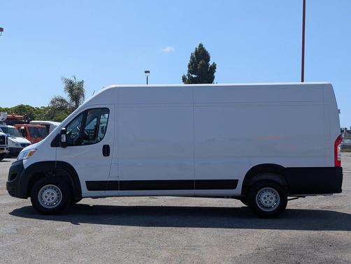 Bright White Clearcoat 2025 RAM ProMaster 3500 High Roof
