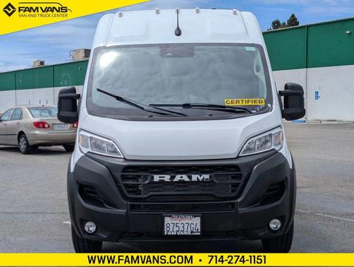 Bright White Clearcoat 2026 RAM ProMaster 2500 Tradesman