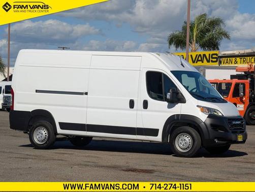 2025 RAM ProMaster 2500 Tradesman