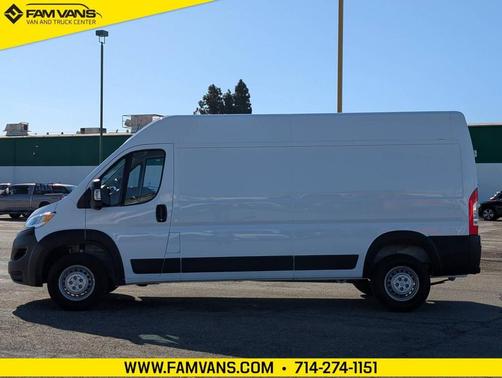2025 RAM ProMaster 2500 Tradesman