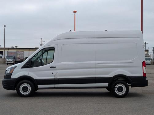 2021 Ford Transit-250 Base