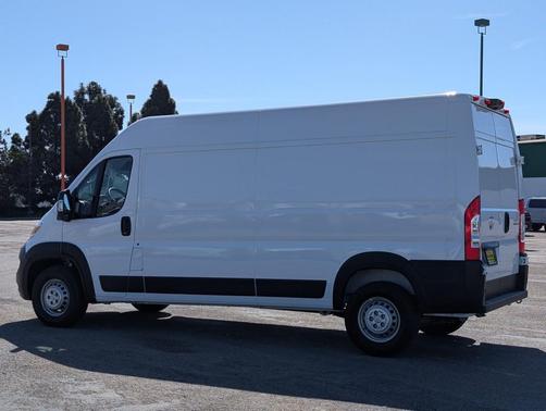 2025 RAM ProMaster 2500 Tradesman