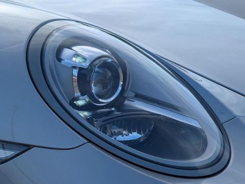 2017 Porsche 911 Carrera