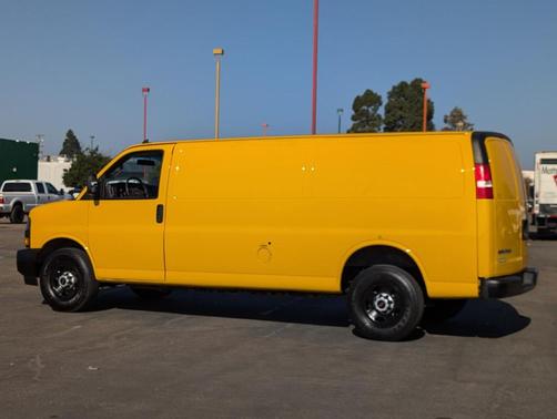 Wheatland Yellow 2018 GMC Savana 2500 Work Van