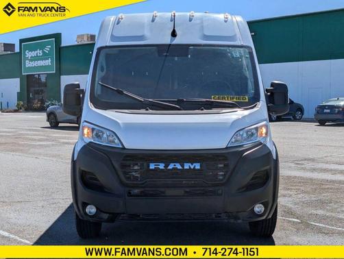 Bright White Clearcoat 2025 RAM ProMaster 2500 Tradesman
