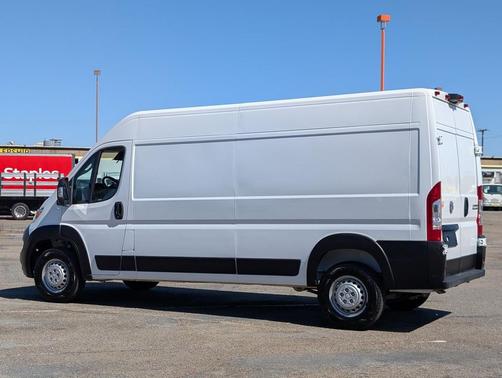 Bright White Clearcoat 2025 RAM ProMaster 2500 Tradesman