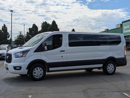 2024 Ford Transit-350 XLT