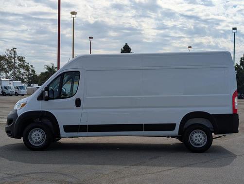 2025 RAM ProMaster 2500 Tradesman