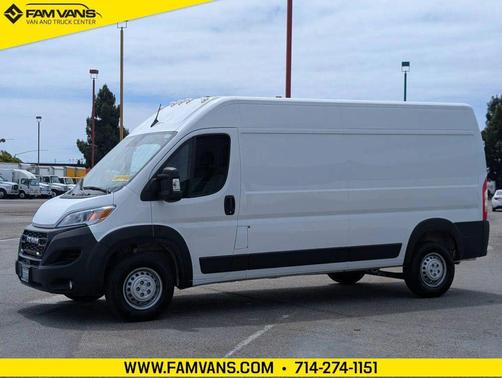 Bright White Clearcoat 2026 RAM ProMaster 2500 Tradesman