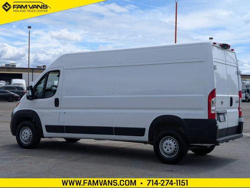 Bright White Clearcoat 2026 RAM ProMaster 2500 Tradesman