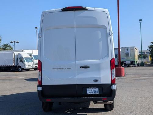 Oxford White 2022 Ford Transit-250 Base