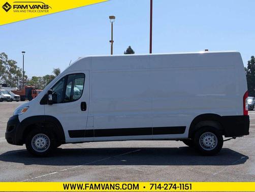 Bright White Clearcoat 2024 RAM ProMaster 2500 Tradesman