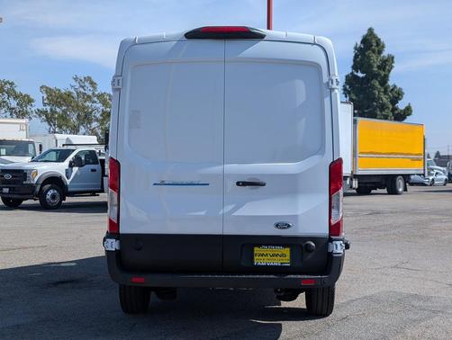 2024 Ford E-Transit T-350 Medium Roof