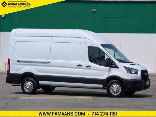 Oxford White 2023 Ford Transit-250 Base