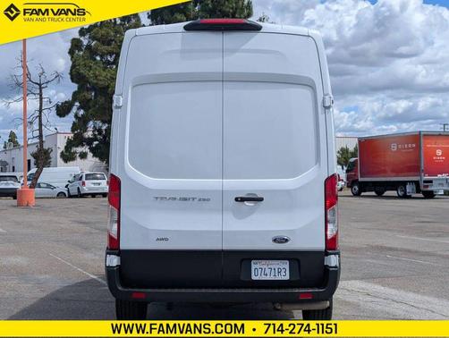Oxford White 2023 Ford Transit-250 Base