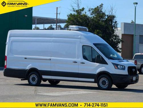 Oxford White 2022 Ford Transit-250 Base