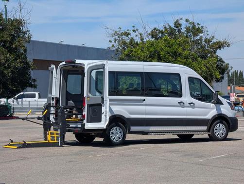 Oxford White 2023 Ford E-Transit T-350 Medium Roof