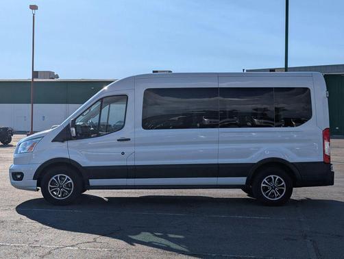 Oxford White 2022 Ford Transit-350 XLT