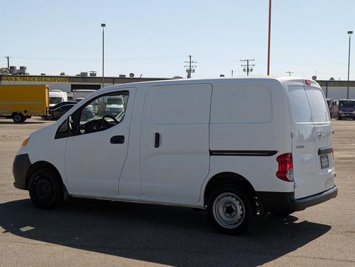 2015 Nissan NV200 S