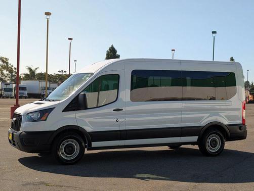 Oxford White 2024 Ford Transit-350 XL
