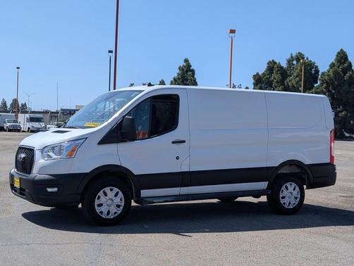 Oxford White 2021 Ford Transit-250 Base
