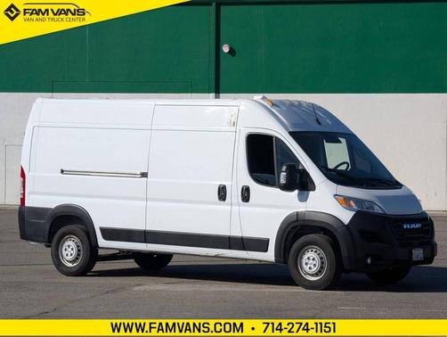 2025 RAM ProMaster 2500 Tradesman