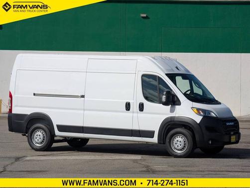 2025 RAM ProMaster 2500 Tradesman