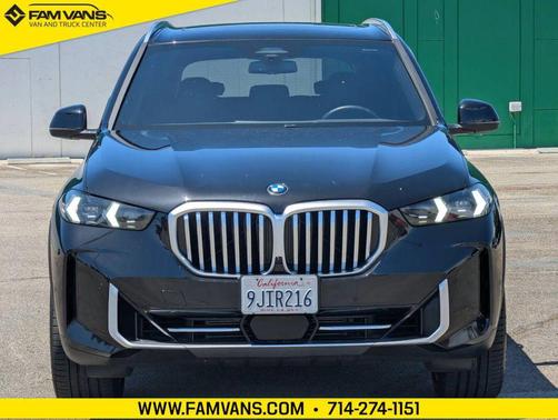 Black 2024 BMW X5 sDrive40i