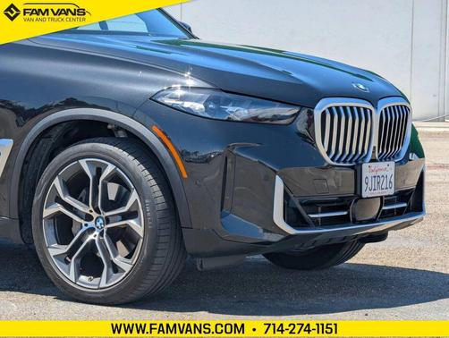 Black 2024 BMW X5 sDrive40i