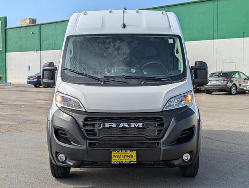 2025 RAM ProMaster 2500 Tradesman
