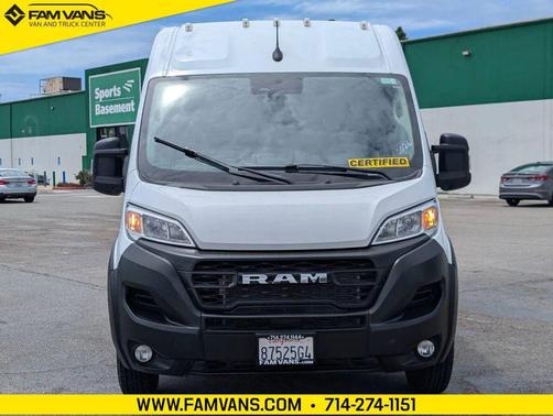 Bright White Clearcoat 2026 RAM ProMaster 2500 Tradesman