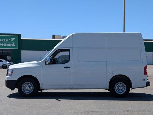 2018 Nissan NV Cargo NV1500 SL V8