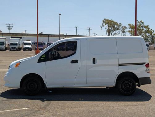 Fresh Powder 2021 Nissan NV200 S