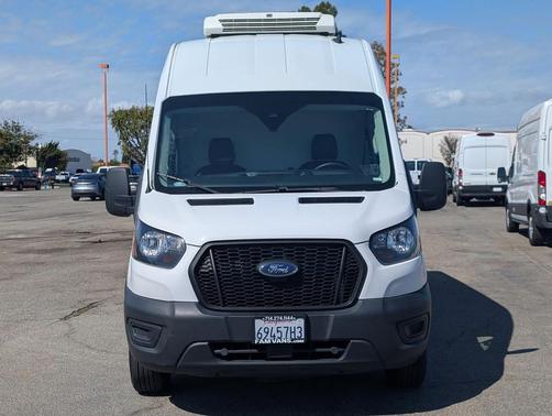 2022 Ford Transit-250 Base